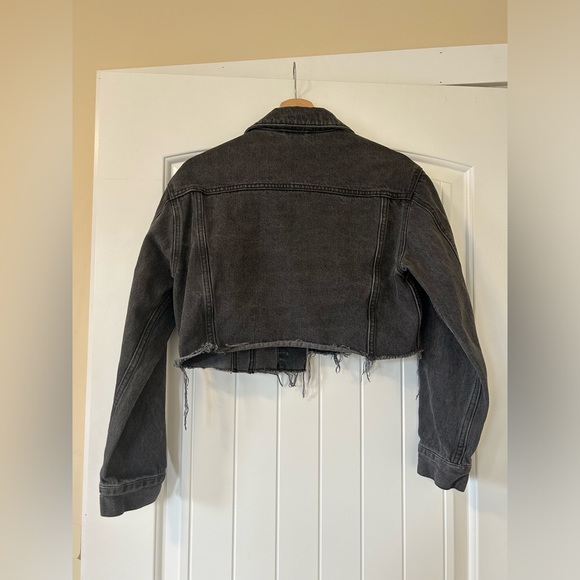 OAK + FORT cropped jean jacket - Picture 2 of 2